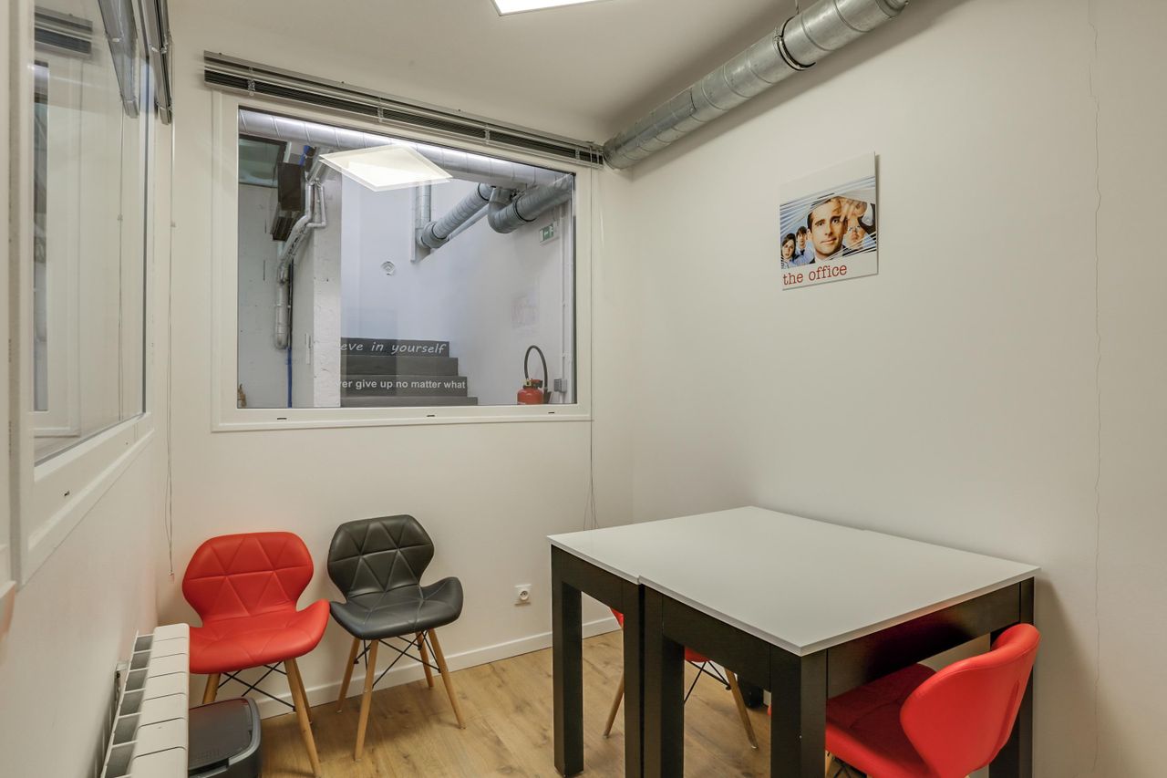 Paris training rooms Coworking Space The Office Paris CA image 8