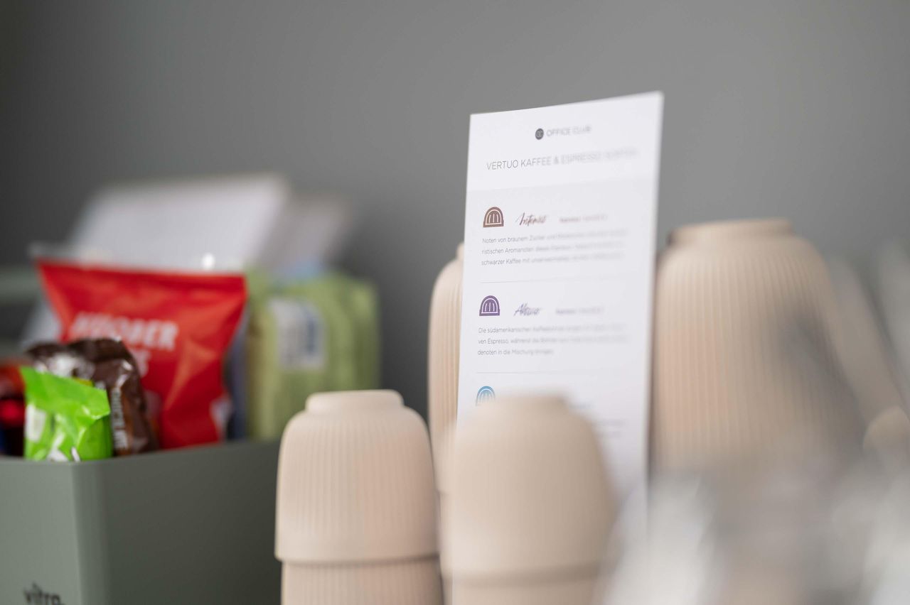 Berlin Offsite-Meeting Boardroom Office Club Berlin Prenzlauer Berg image 10