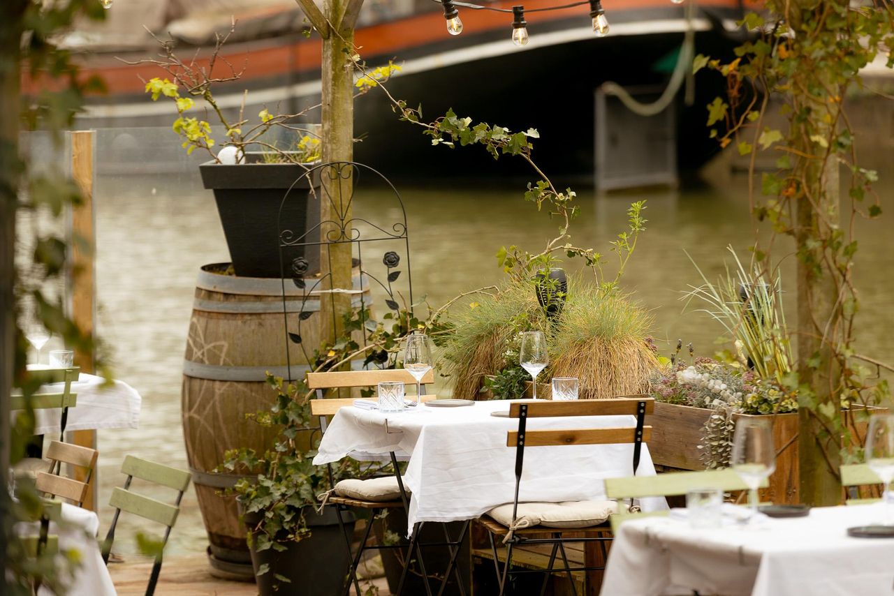 Rotterdam Party Restaurant FLOATS Rotterdam image 3