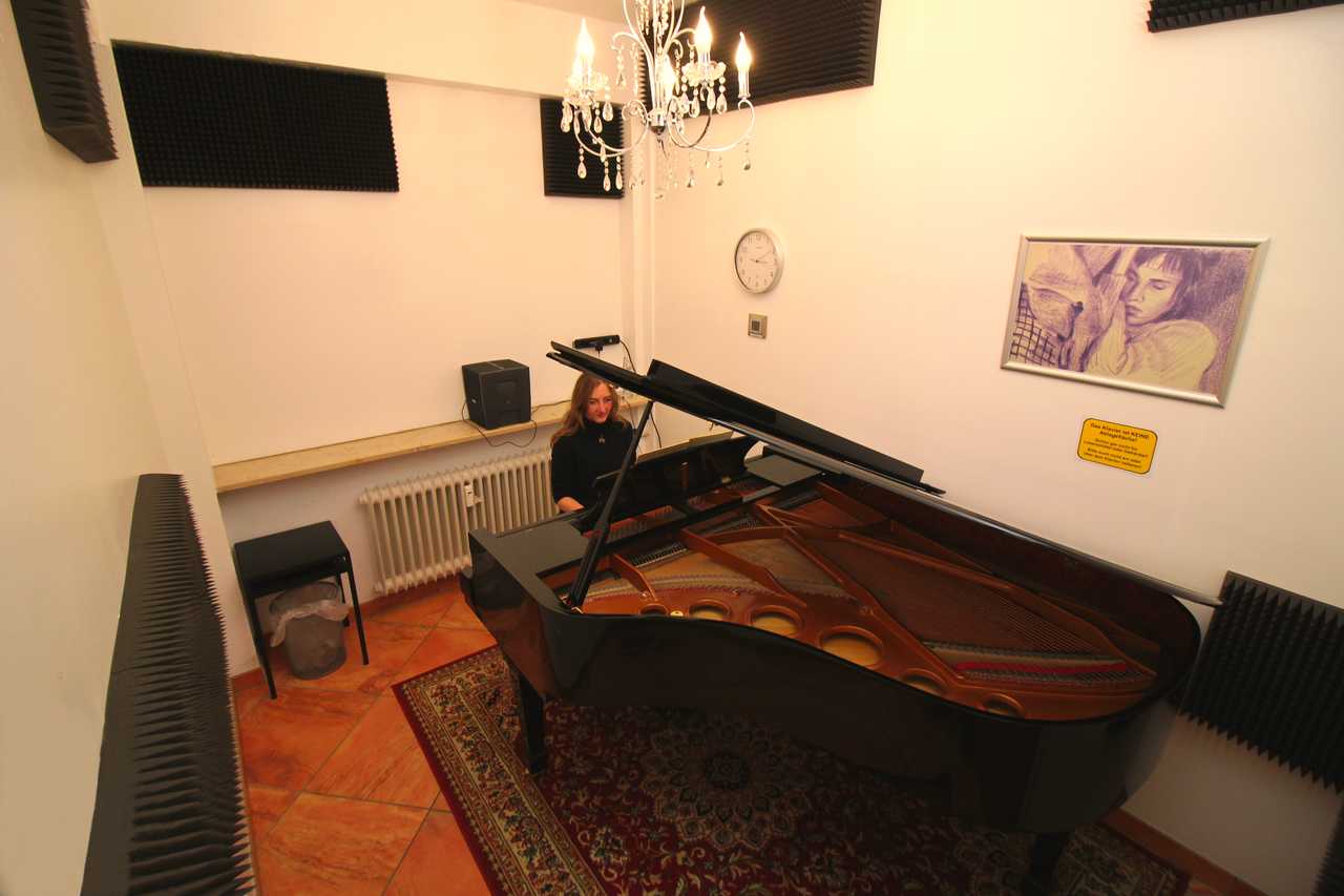 Berlin Kreatives Meeting Seminar rooms  image 4