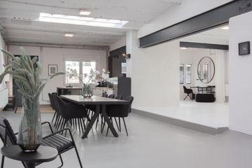 Düsseldorf Vorführung Fotostudio 0211studio image 2