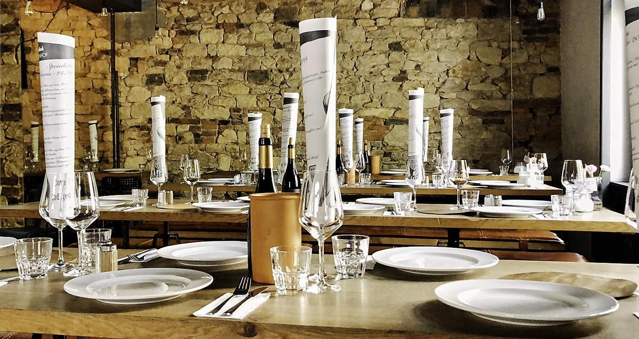 Rest van de wereld   Lokalbahnhof Restaurant image 0