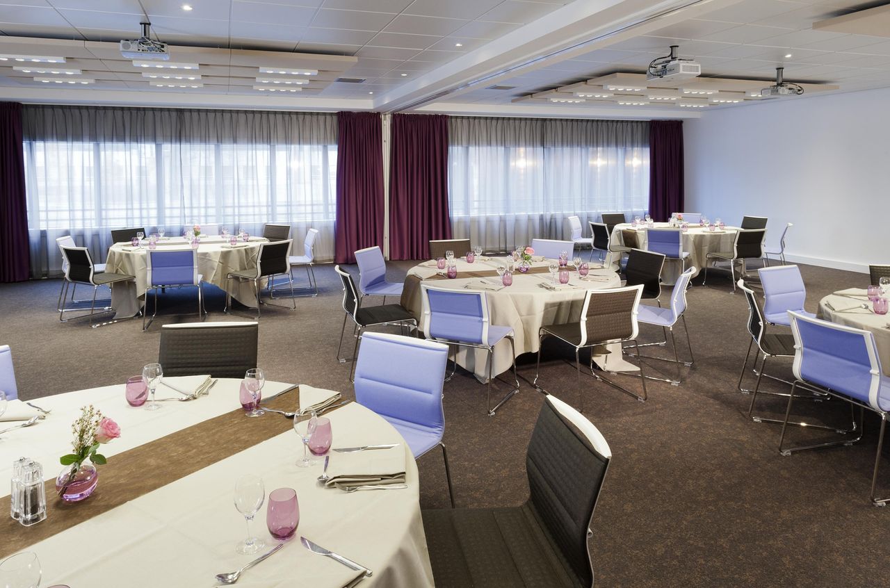 Rueil-Malmaison Réunion créative Function Room  image 12