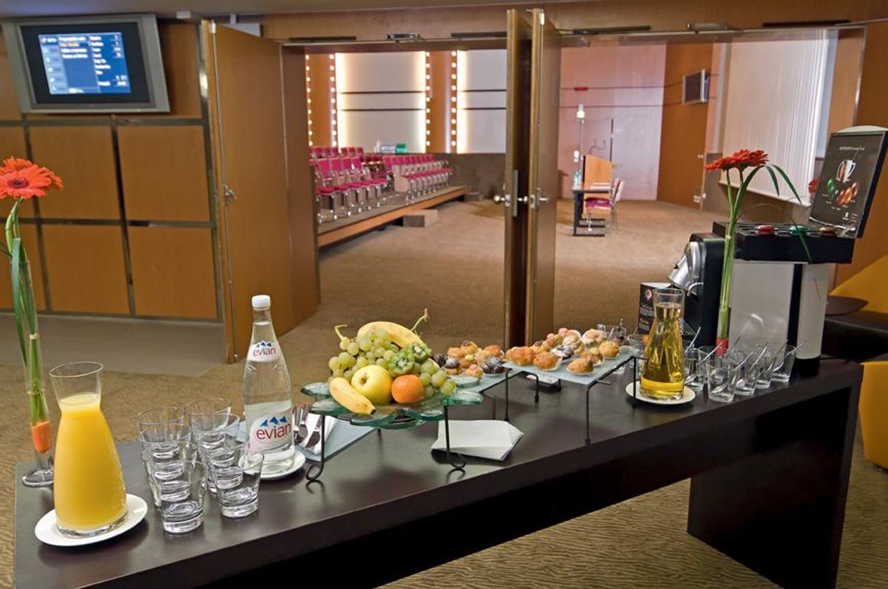 Rueil-Malmaison Réunion créative Function Room  image 22