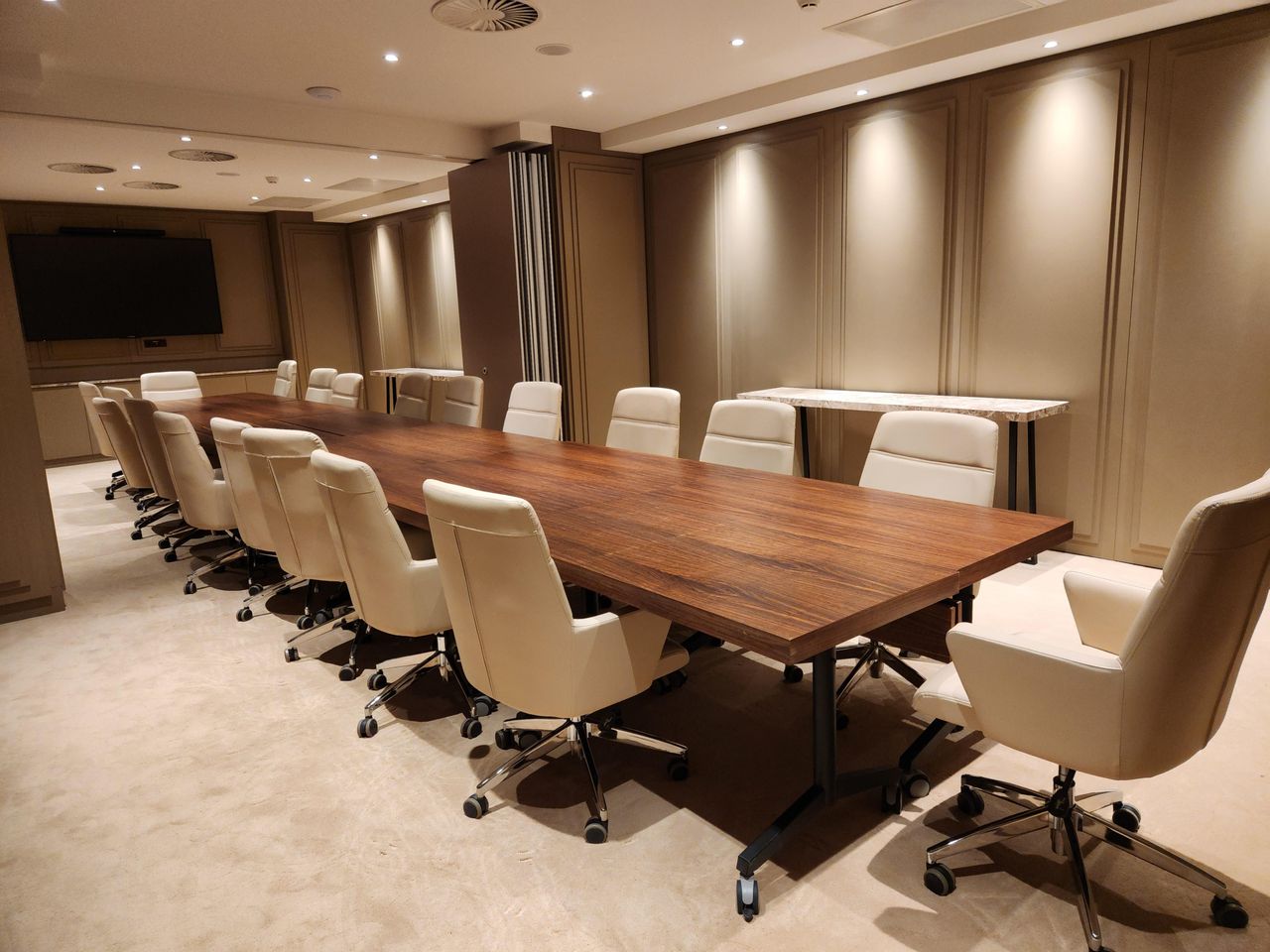 Rest van de wereld   ART Hotel Rotterdam image 0