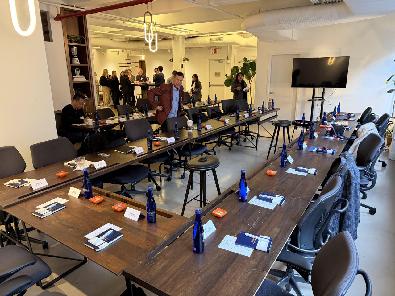 Rest van de wereld Creative Meeting  Blender Workspace image 38