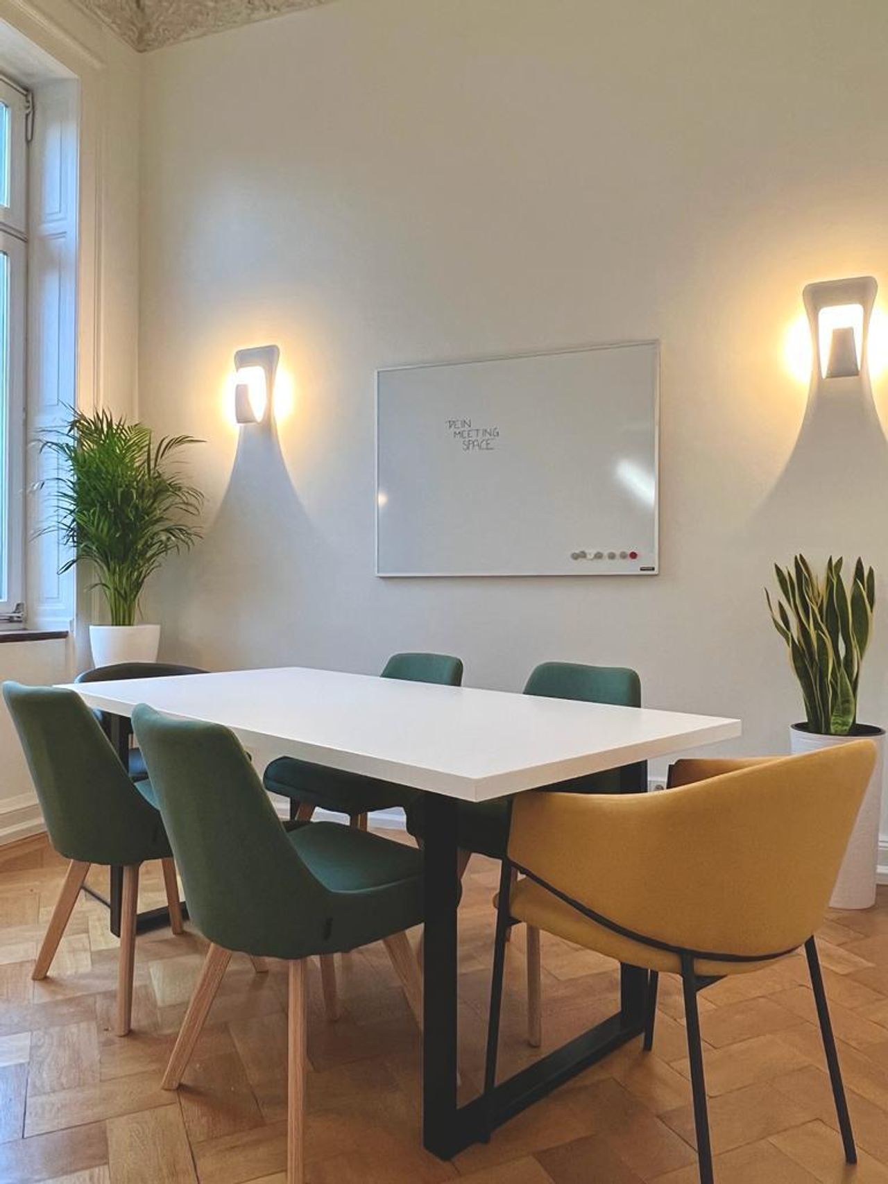 Hanover Coworking Function Room DMS Villa image 14