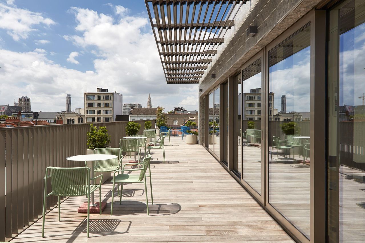 Rest of the World Coworking Meeting room Clockwise Antwerp image 1