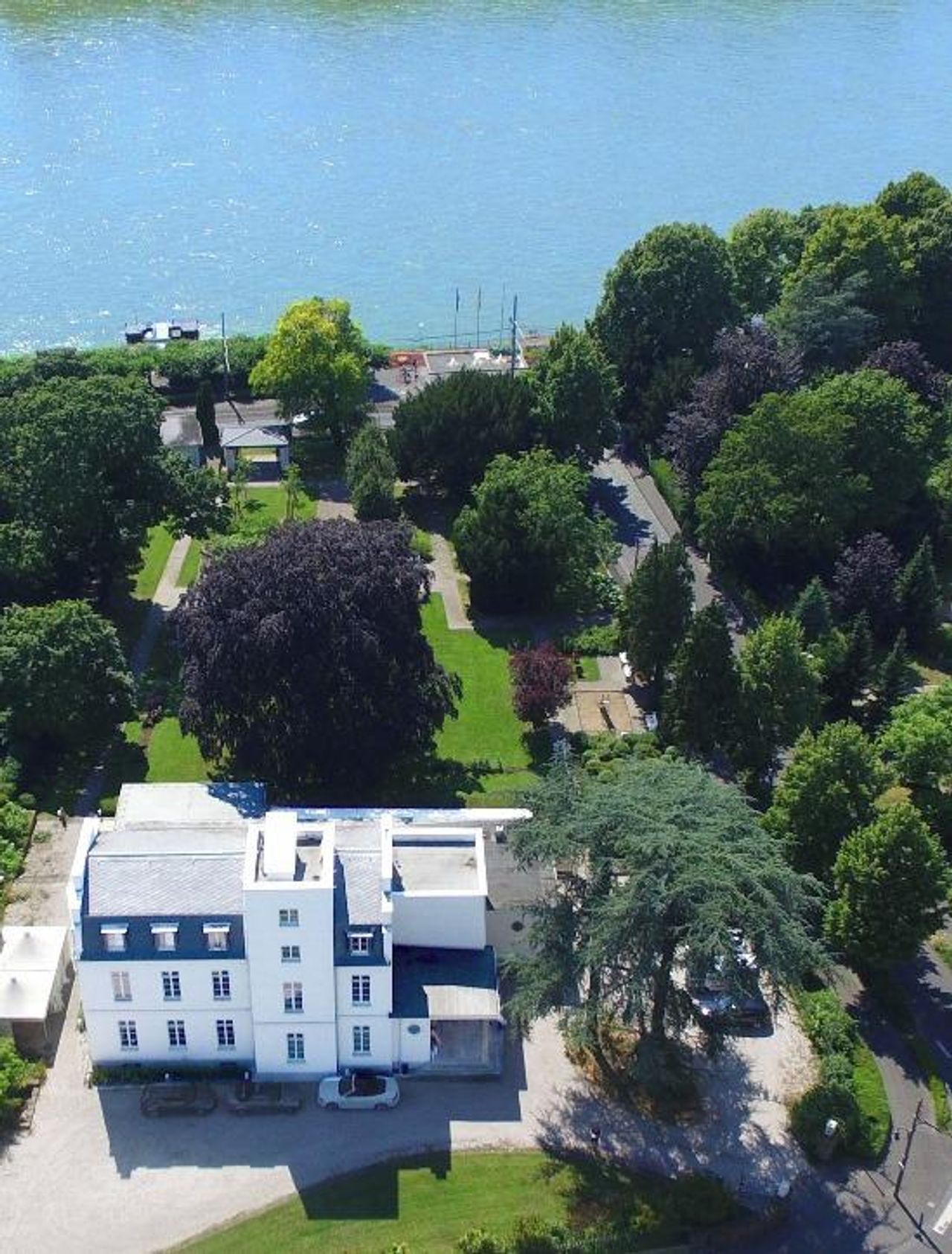 Rest der Welt training rooms Villa VILLA LEONHART image 4