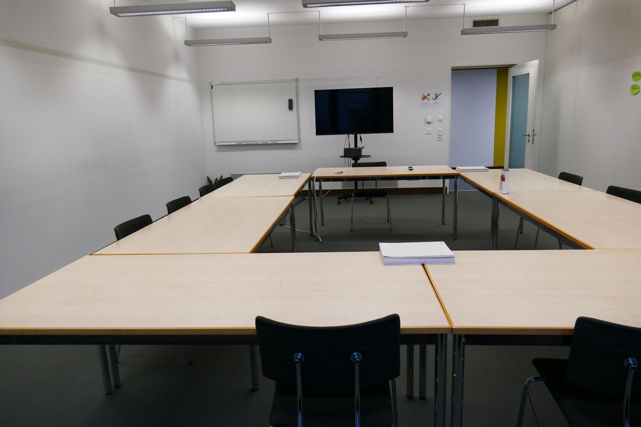 Luzern Kunden-Meeting Meetingraum SmartTalk Luzern Hertensteinstrasse 9 image 0