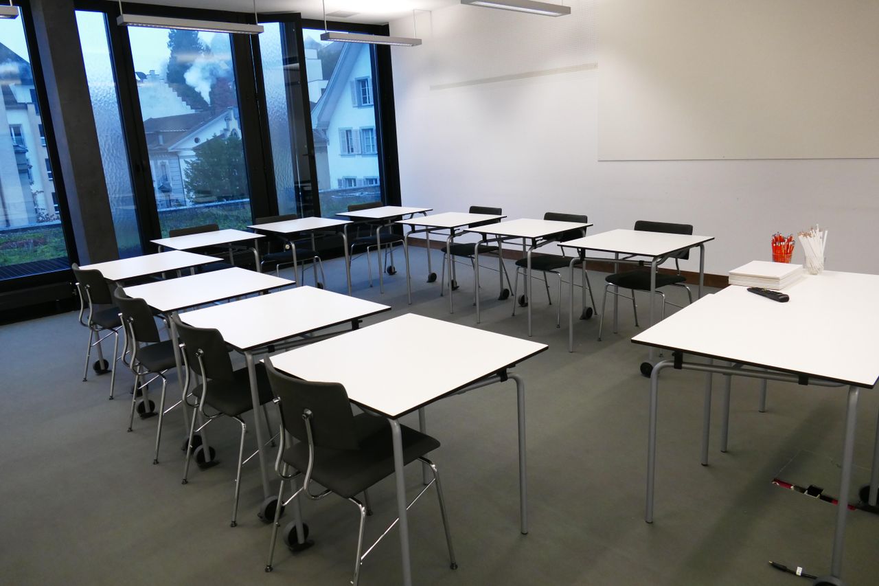 Luzern Kunden-Meeting Meetingraum SmartTalk Luzern Hertensteinstrasse 9 image 2