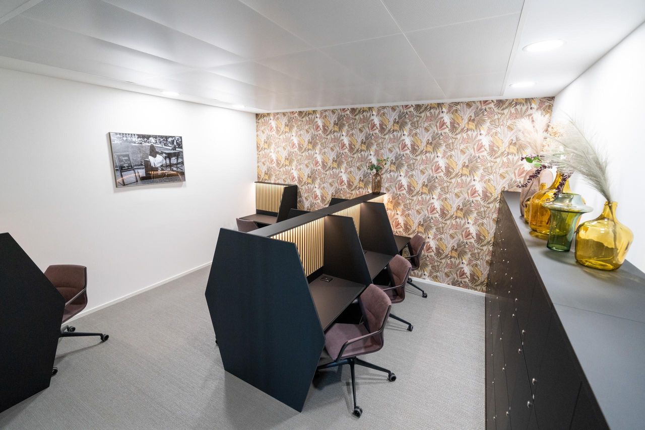 Rest of the World   Satellite Office Stuttgart - K35 image 13