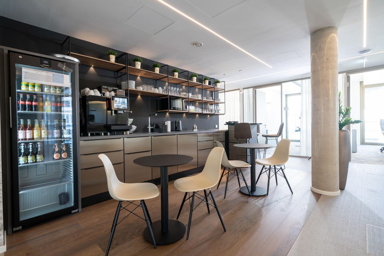 Rest of the World   Satellite Office Stuttgart - K35 image 16