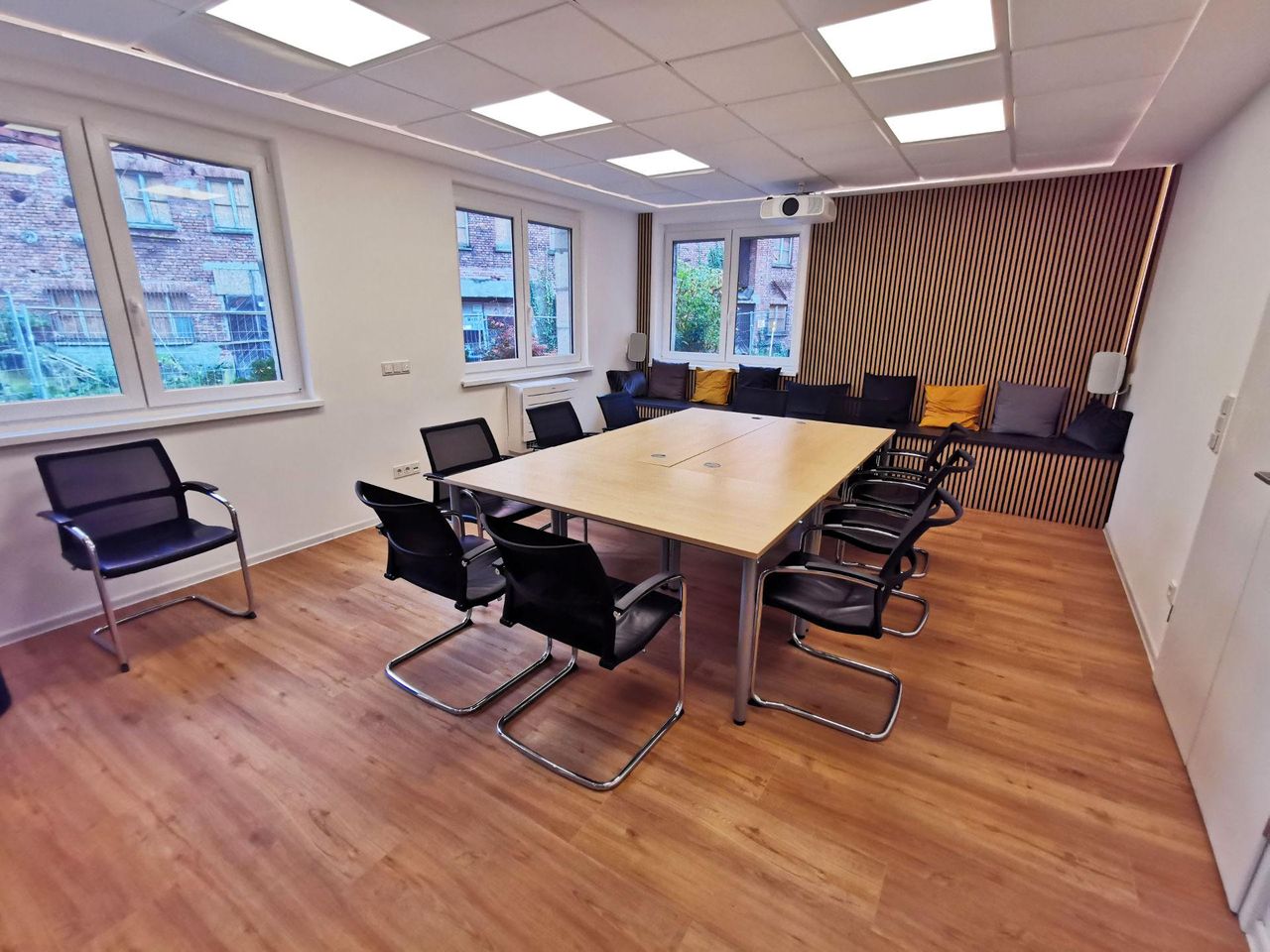 Fürth Mobiles Arbeiten Meeting rooms Raum 18 image 9