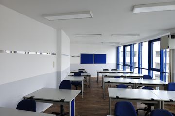 Leipzig Teamsitzung Seminar room AKAZA Seminar & Meeting Spaces image 1