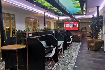 Bordeaux Client Meeting Coworking spaces Seven  7Th image 1