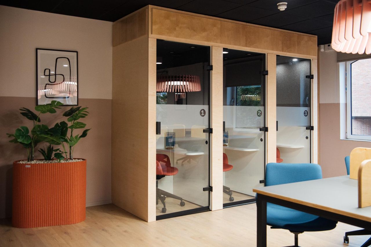 Rest der Welt Mobile Working Workspace East Coast House image 3