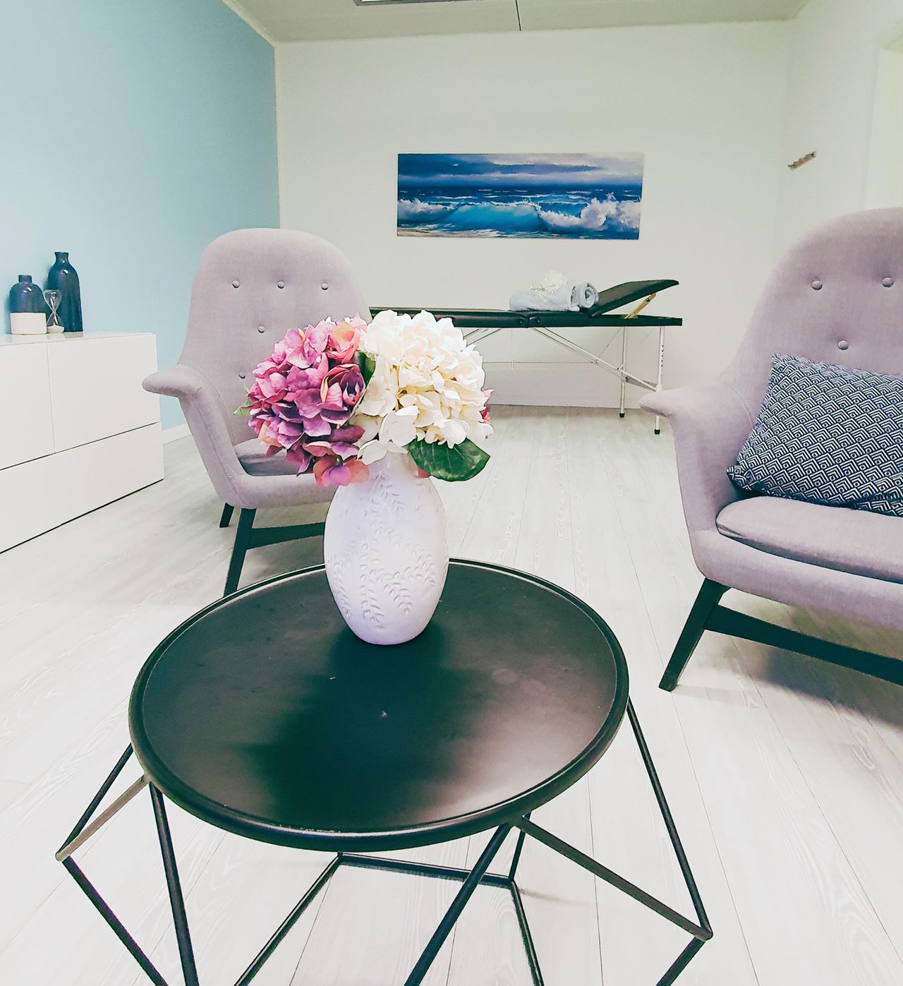 Zürich Kundengespräch Praktijk Zentrum Laguna GmbH image 4