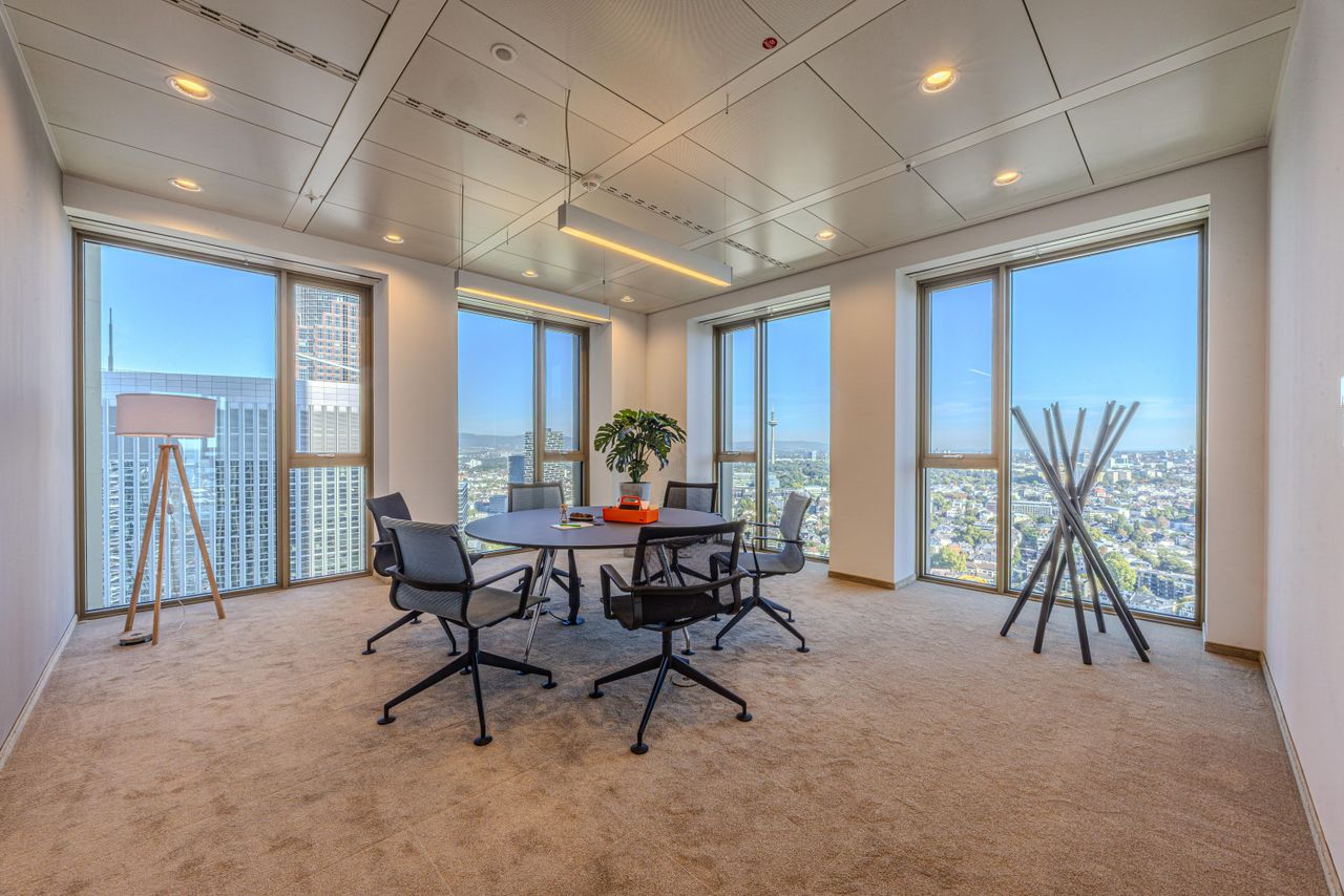 Frankfurt am Main Coworking Konferenzraum k1 BusinessClub Tower 185 image 5