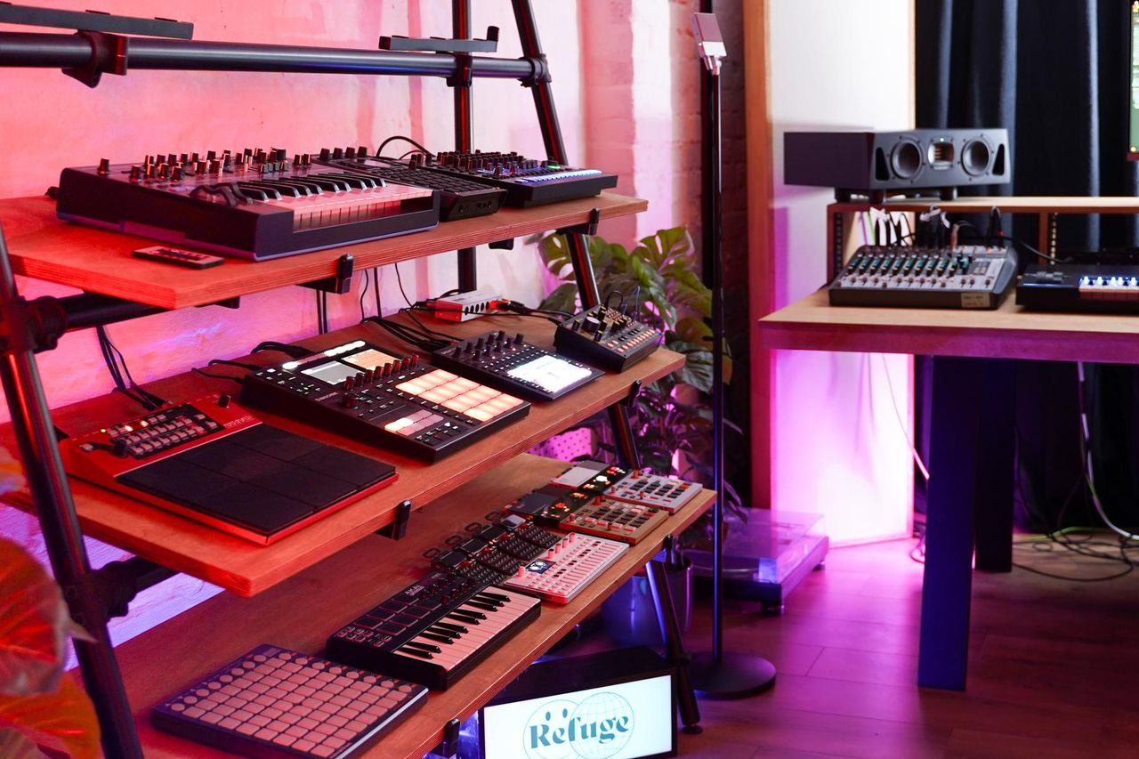 Berlin Coworking Tonstudio Refuge Worldwide image 0