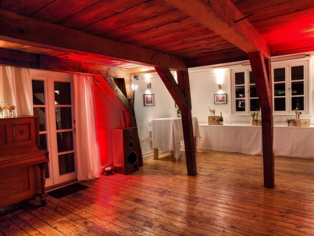 Elmshorn Sommerfest Historisches Gebäude Das Waterfront direkt an der Elbe image 10