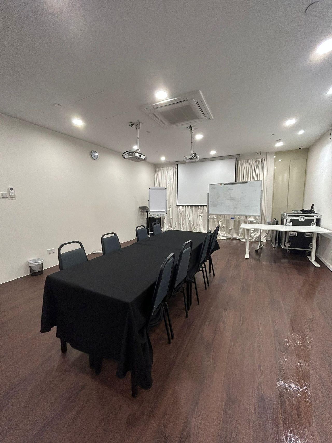 Rest of the World   Meeting Room Rental Singapore image 0