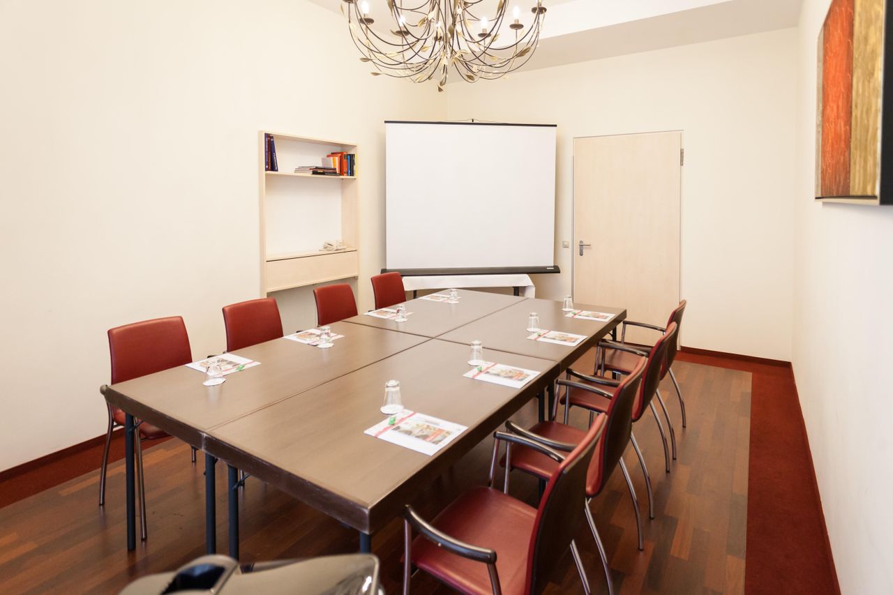 Berlin PR & Marketing Event Veranstaltungsraum Traditions-Hotel in Berlin Mitte image 10