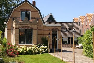 Amsterdam  Office desk  image 6