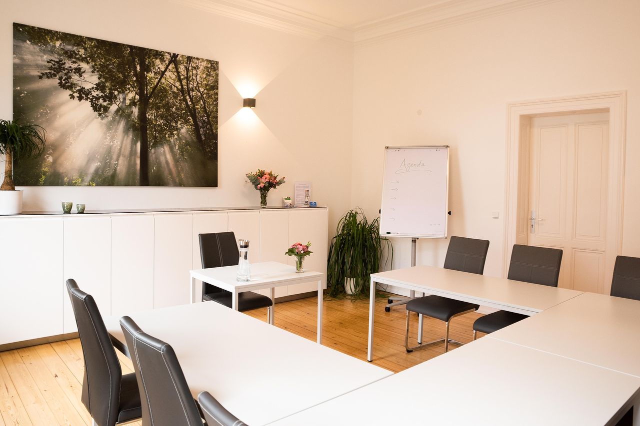Wiesbaden Coworking Seminar rooms ZENTRUM MENSCH 130 qm Etage / 5 Räume / Beratung & Seminar image 27