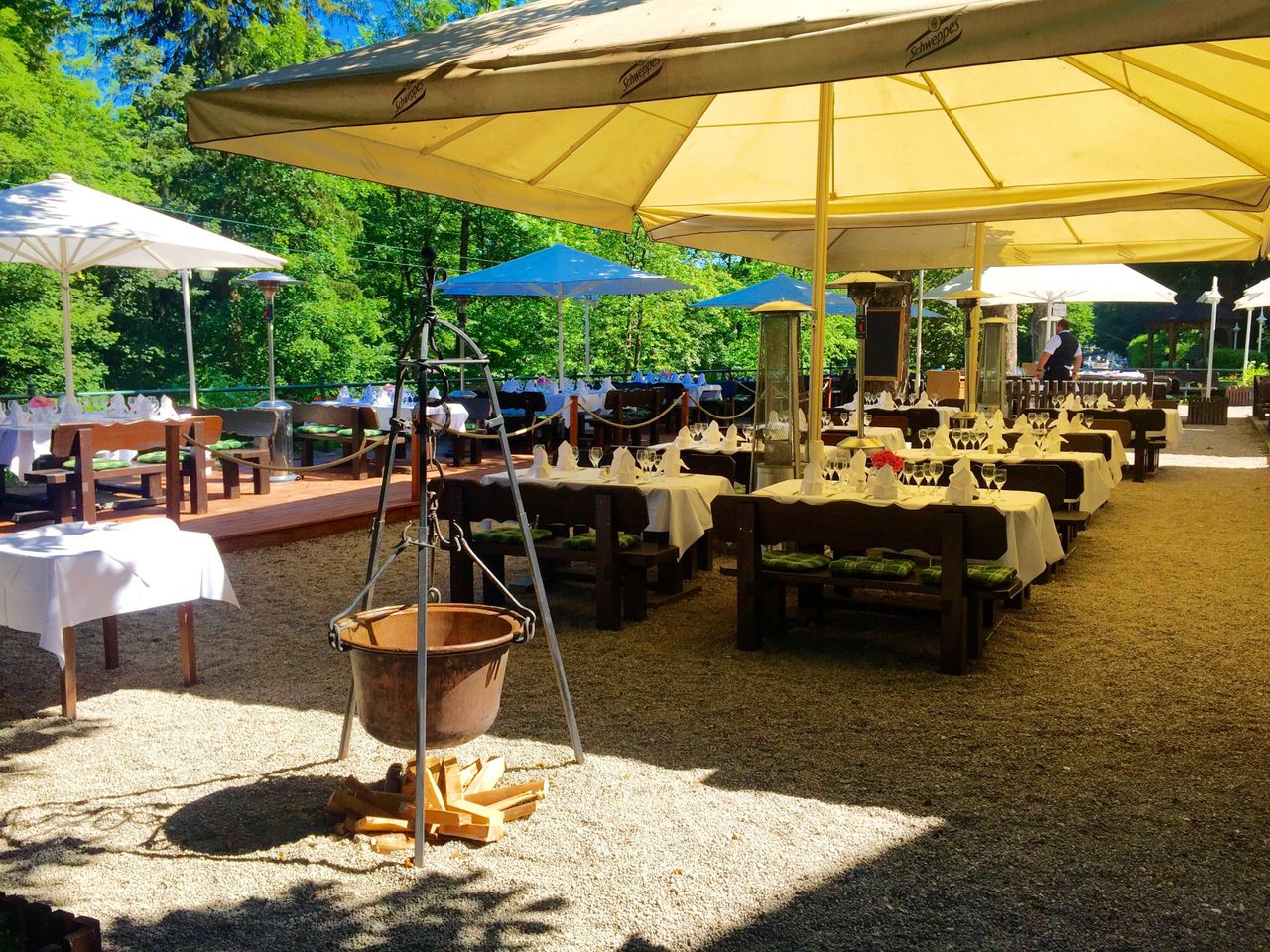 München PR & Marketing Event Veranstaltungsraum Gasthof Hinterbrühl am See | Weihnachtsfeier & Eisstockschießen image 10