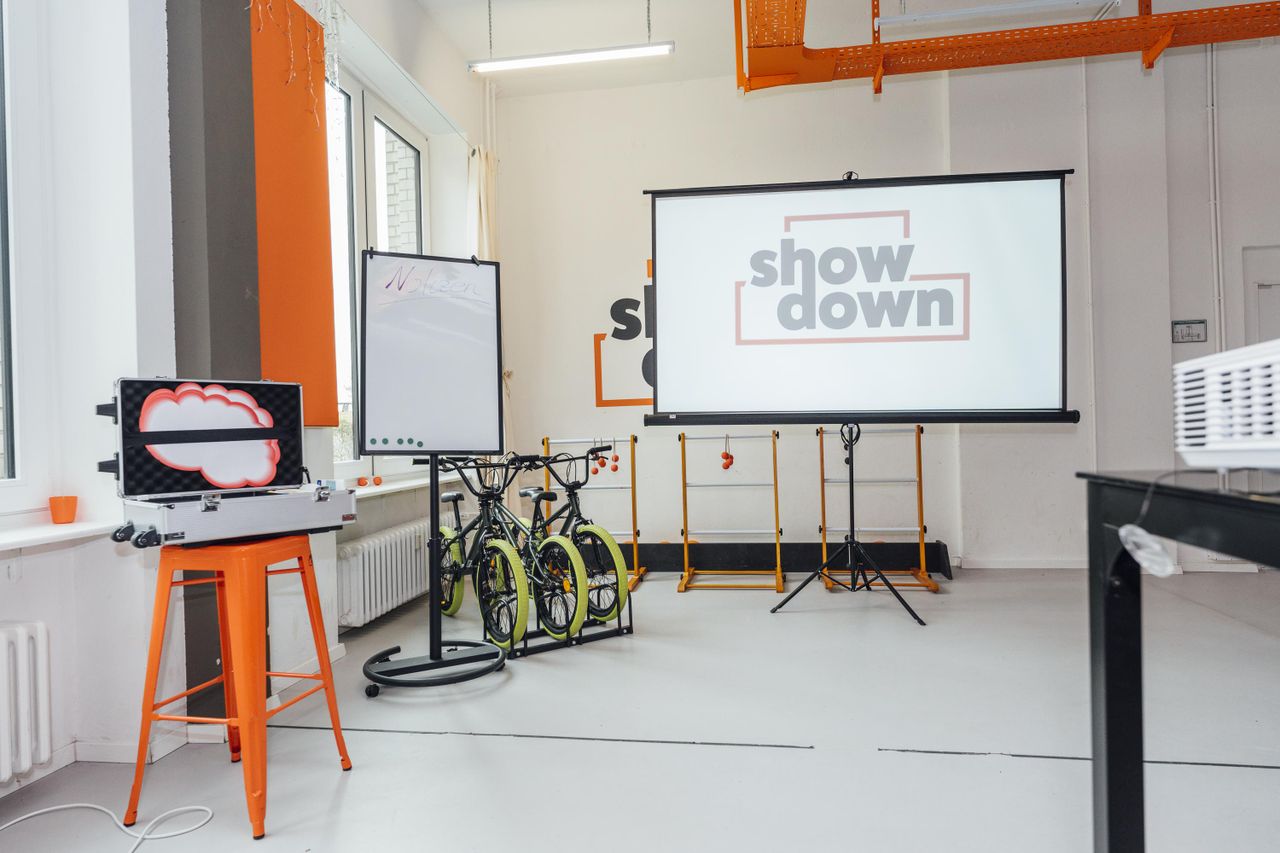 Rest of the World Mobiles Arbeiten  Your Showdown image 4