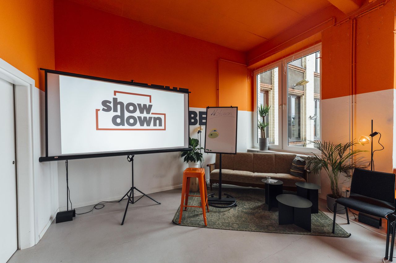 Rest of the World Mobiles Arbeiten  Your Showdown image 12