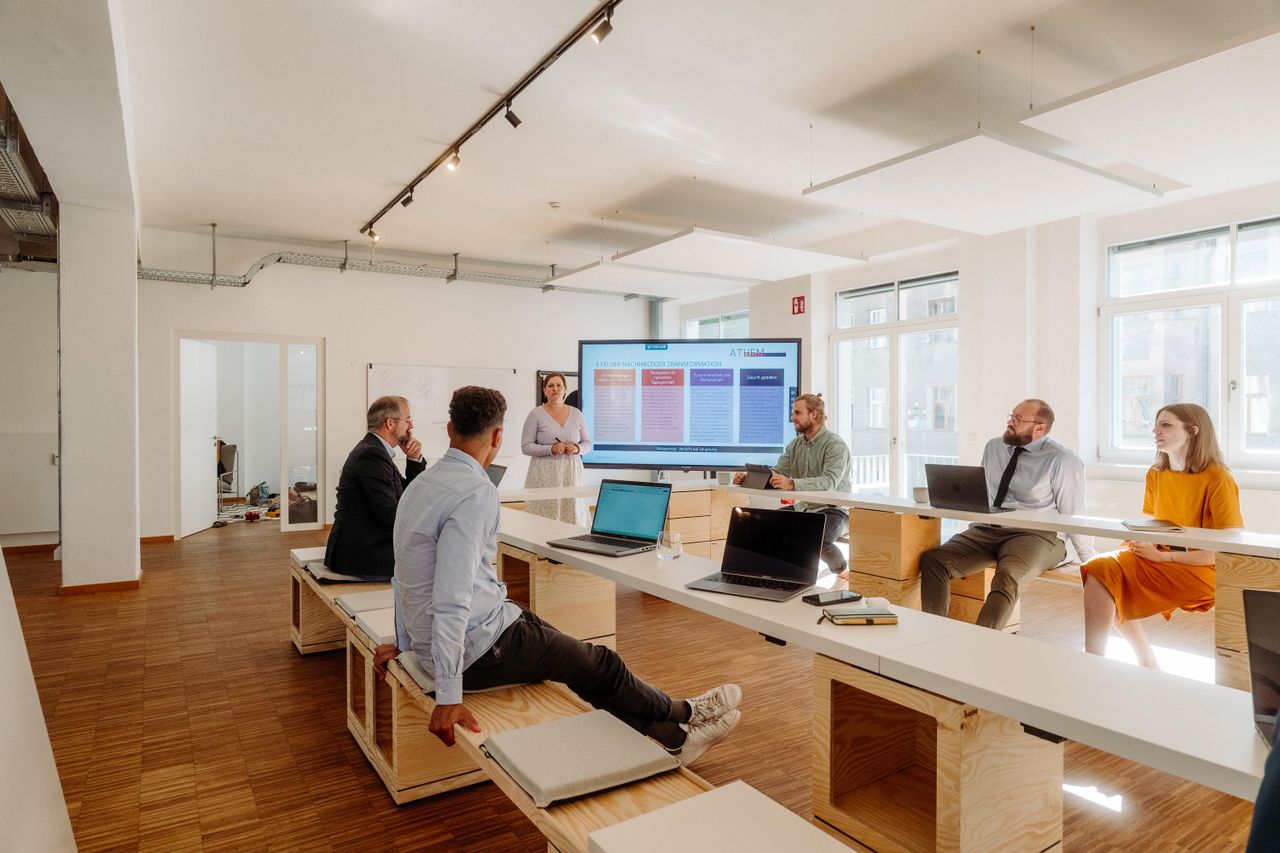Nürnberg Kundengespräch Konferenzräume ATHEM Open Creativity Space image 6