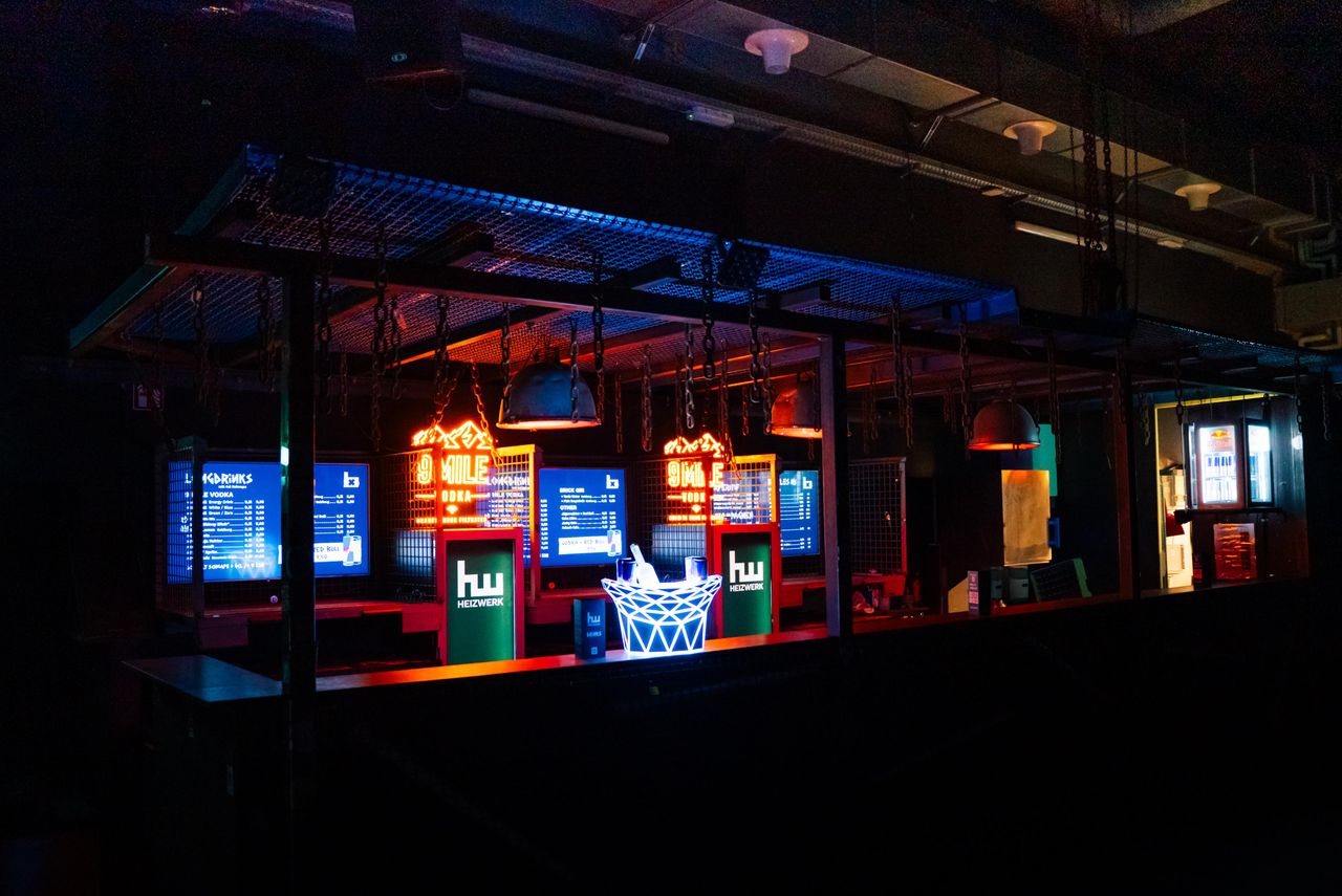 Rest of the World Mobiles Arbeiten Party room Heizwerk Club & Eventlocation im Tonwerk Dorfen image 13