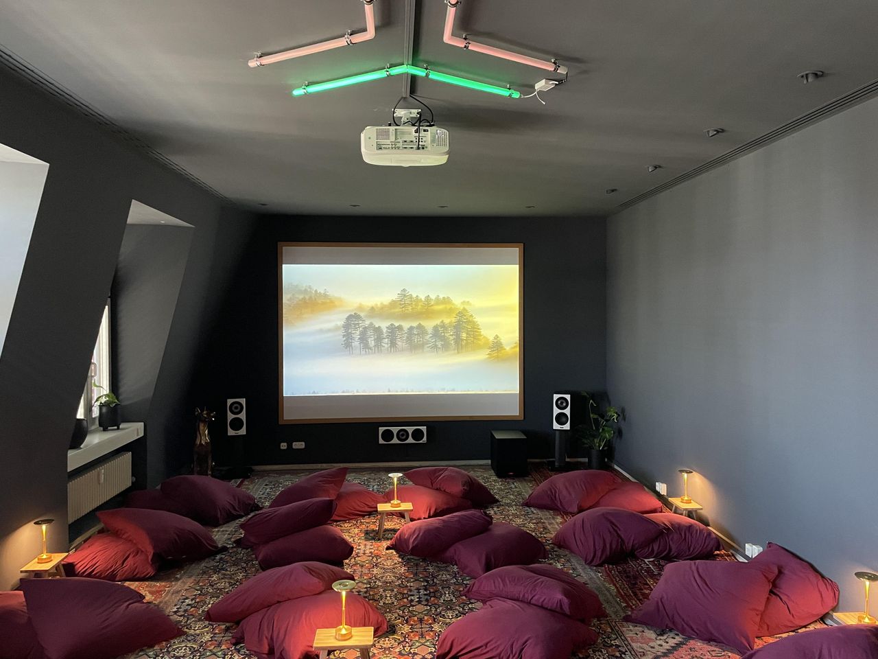 Rest van de wereld   Forest Cinema image 2