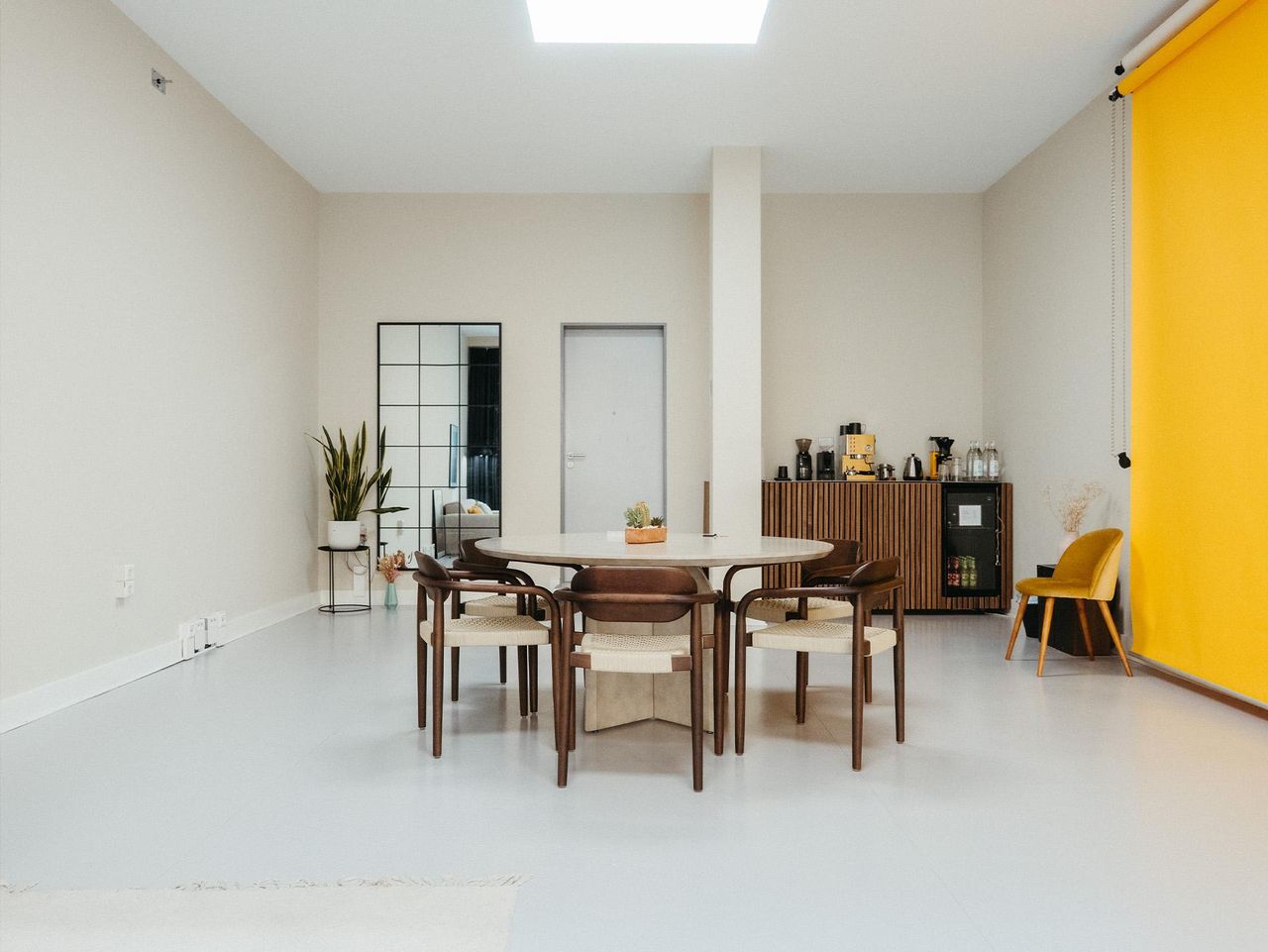 Berlin Kreatives Meeting Photostudio VISIONARY Berlin Studio image 1