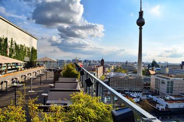 Berlin PR & Marketing Event Bar/Nachtclub/Lounge Weekend - Loft I Rooftop I Club image 23