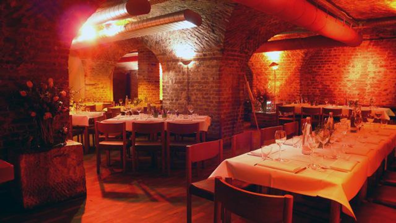 Dormagen PR & Marketing Event Historisches Gebäude Eventlocation Malkasten in Düsseldorf image 10