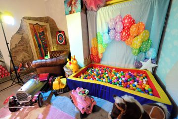 Dortmund PR & Marketing Event Film-/Fotostudio/Mietstudio/Studio XrawStudios.com image 4