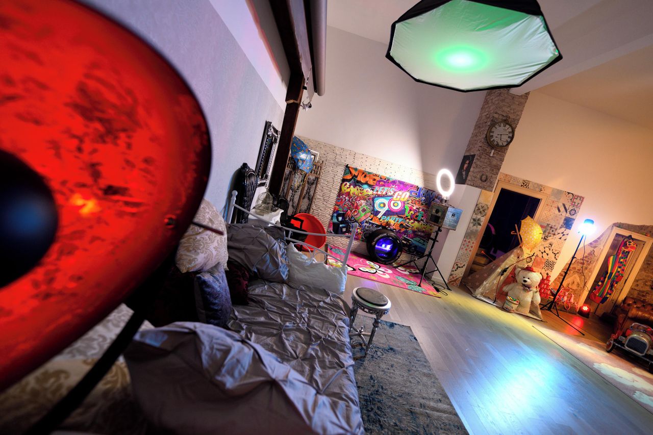 Dortmund PR & Marketing Event Film-/Fotostudio/Mietstudio/Studio XrawStudios.com image 7