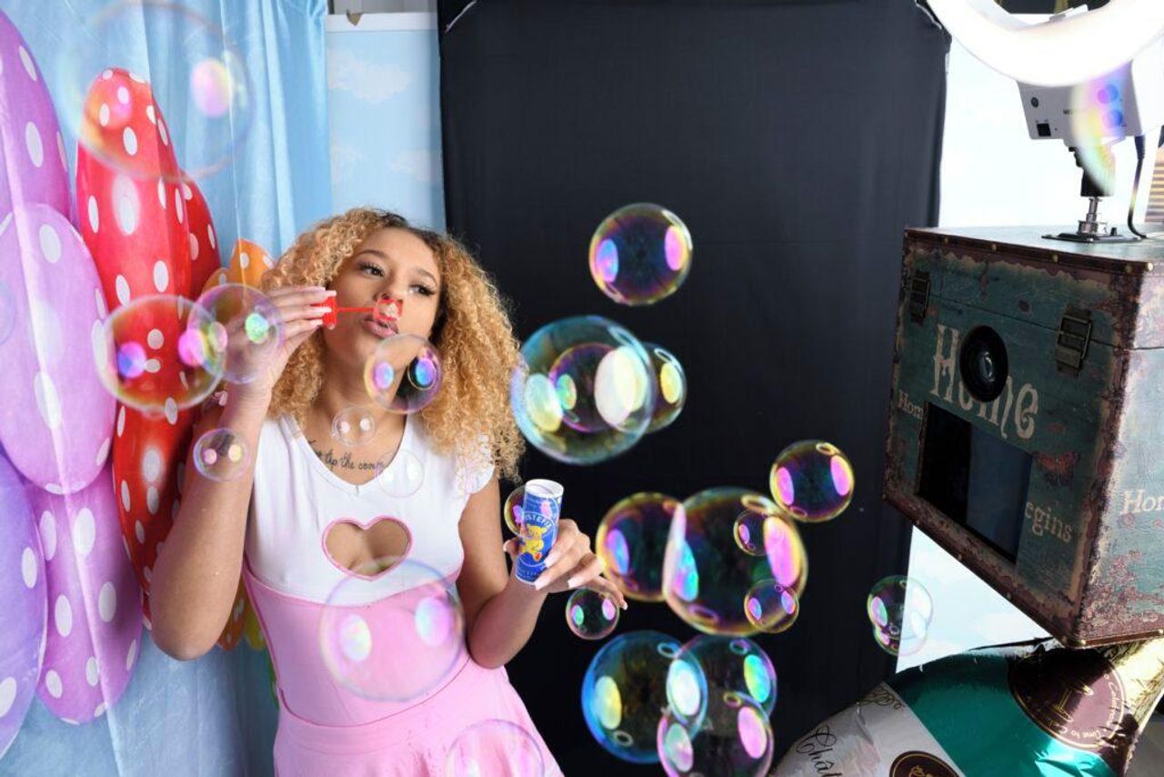 Dortmund PR & Marketing Event Film-/Fotostudio/Mietstudio/Studio XrawStudios.com image 16