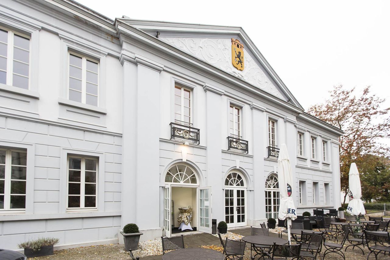 Eschweiler bei Aachen Geburtstag Hochzeitssaal/Ballsaal/Festsaal Altes Rathaus image 10