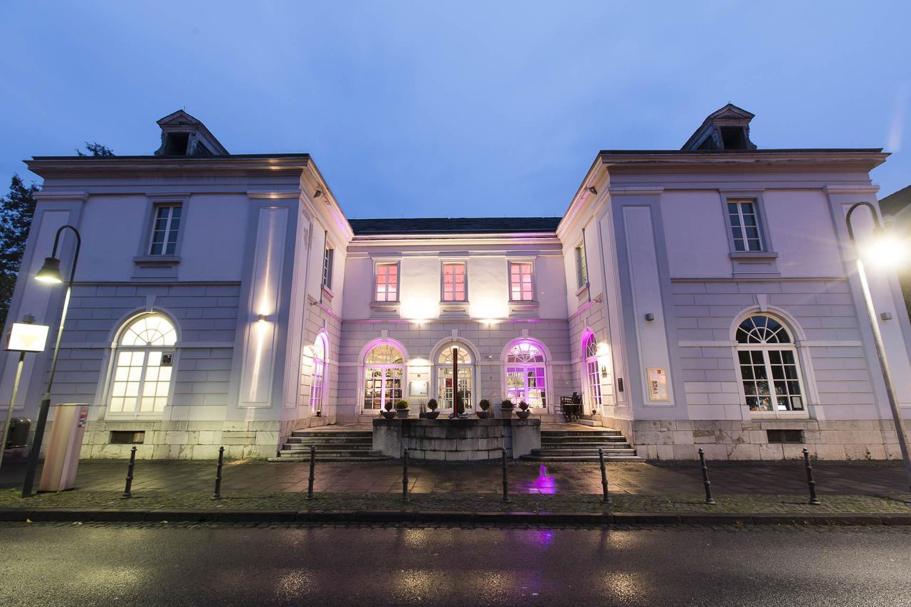 Eschweiler bei Aachen Geburtstag Hochzeitssaal/Ballsaal/Festsaal Altes Rathaus image 10