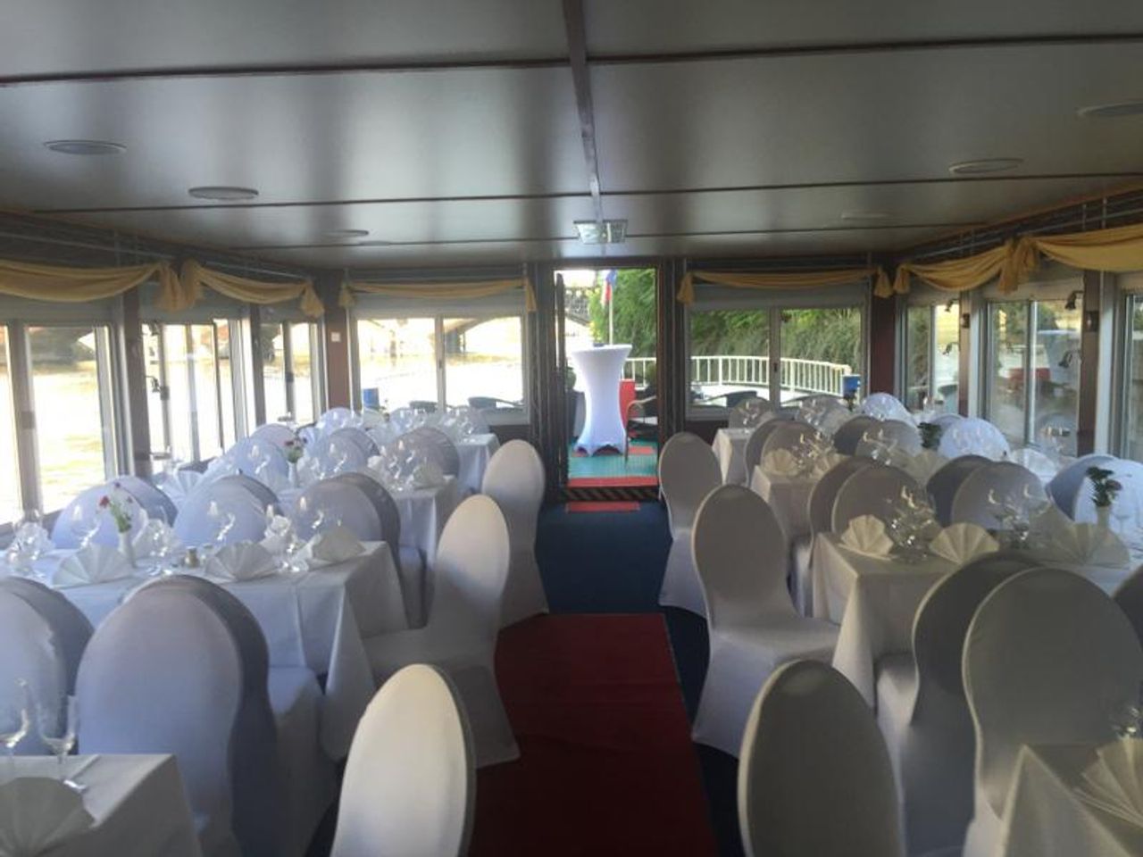 Berlin Sommerfest Schiff/Eventschiff/Floß Exklusive Yacht- und Schiffsvermietung EYS image 10