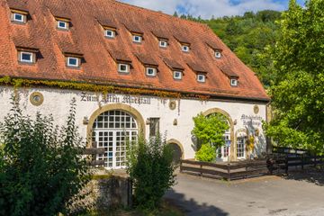 Mosbach PR & Marketing Event Schloss/Burg/Gut/Villa Burg Guttenberg image 10