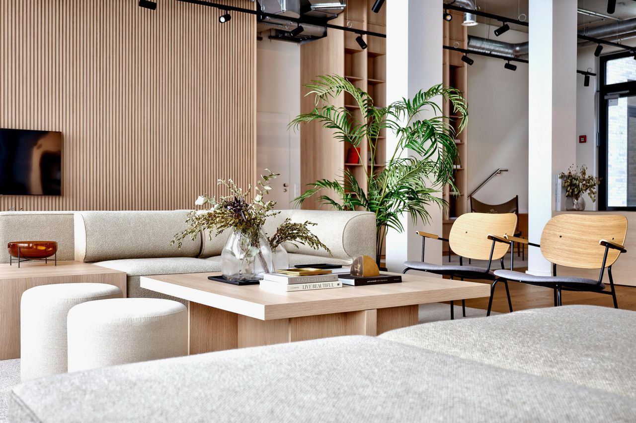 Berlin Coworking Meetingraum Habyt The Waterfront image 3
