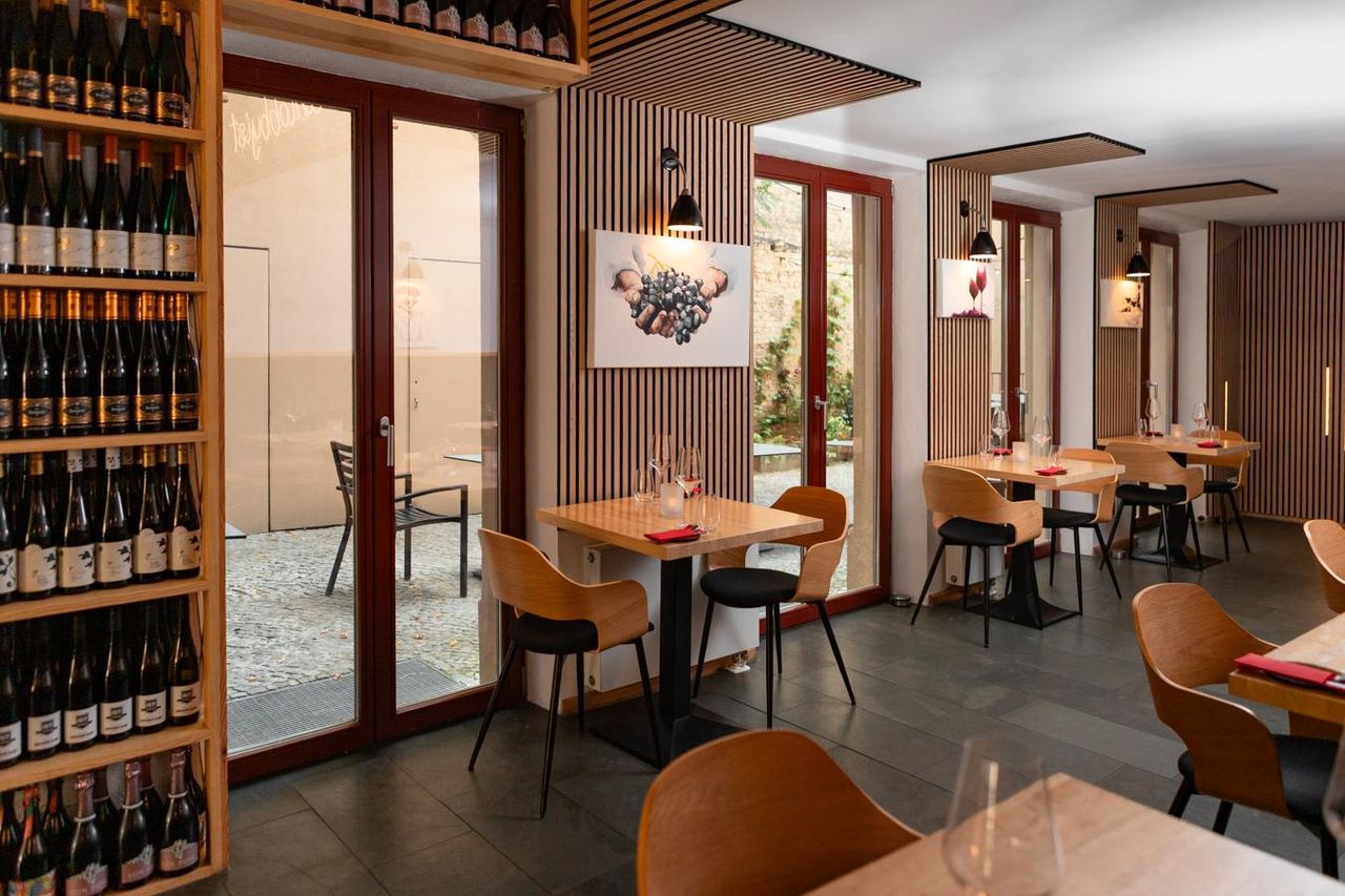 Berlin Kreatives Meeting Meetingraum der Weinlobbyist - Restaurant&Weinbar image 7