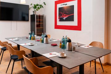 Berlin Kreatives Meeting Meetingraum der Weinlobbyist - Restaurant&Weinbar image 4