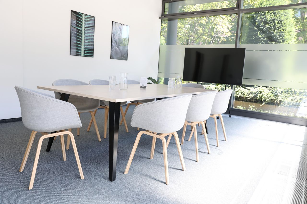 Munich Kundengespräch Business center SleevesUp! München Laim image 9