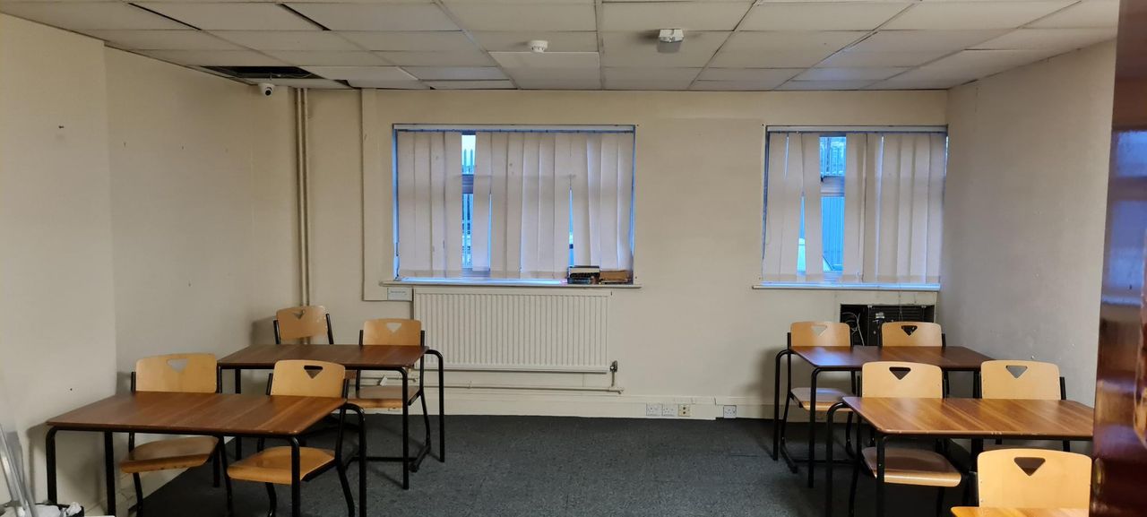 Wembley  Meeting room  image 2